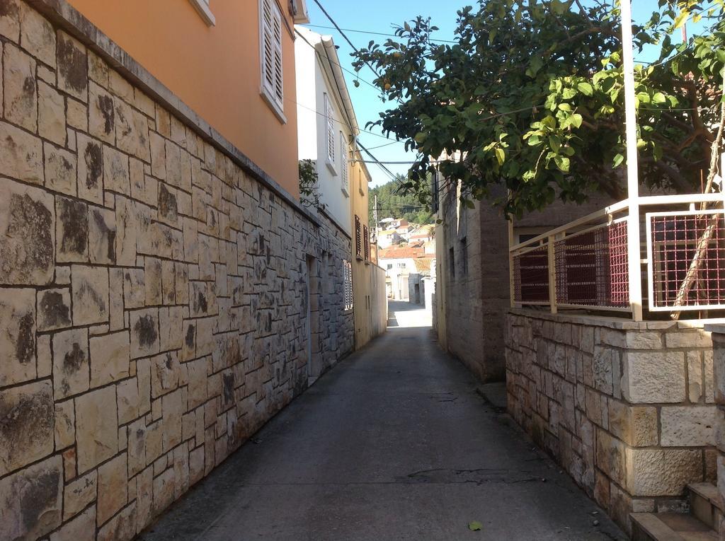 Mili Apartament Vela Luka Habitación foto